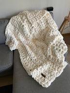 Chunky Finger-Knit Throw Blanket