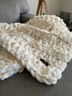 Chunky Finger-Knit Throw Blanket